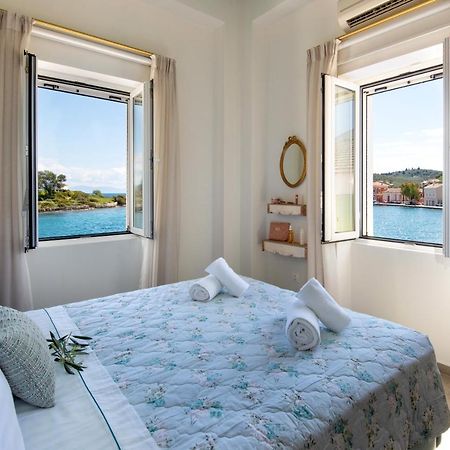 Sea Front Suite "Sea Tales" Gaios Exterior foto
